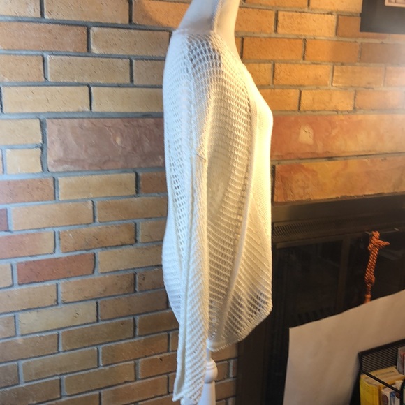 Shark bite sides open knit sweater - Picture 4 of 6